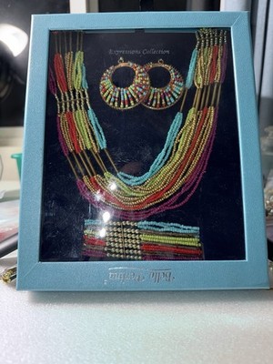 A Beautiful Vibrant Express Collection by Bella Perlina Necklace Set NWT