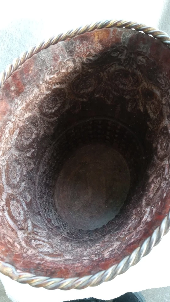 Antigua maceta hecha a mano de cobre macizo/bronce de 11" de alto Foto 4 de 4