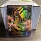 2020 Panini Illusions Basketball Trophy Collection Gold Malcolm Brogdon #136