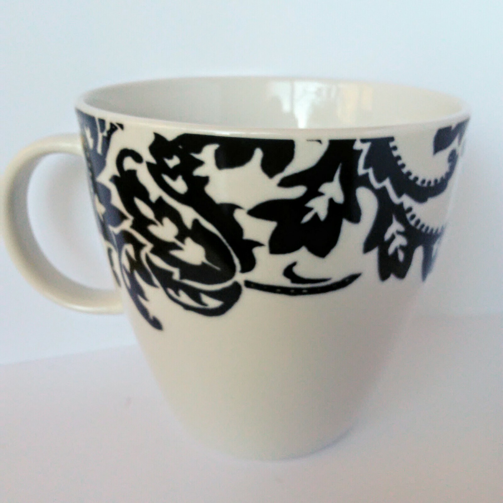 Bed Bath & Beyond Black White Floral Paisley Coffee Mug eBay