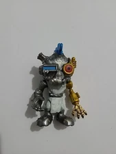 Treasure X Monster Monster Lab Silver Mad Scientist Gold Dipped Hand 2.5” D2