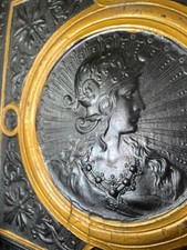 SAVOIA? Pirografia su cuoio e oro - fine XIX sec