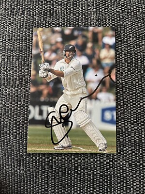 STEPHEN FLEMING - NEW ZEALAND CRICKET SIGNED 6X4 PHOTO