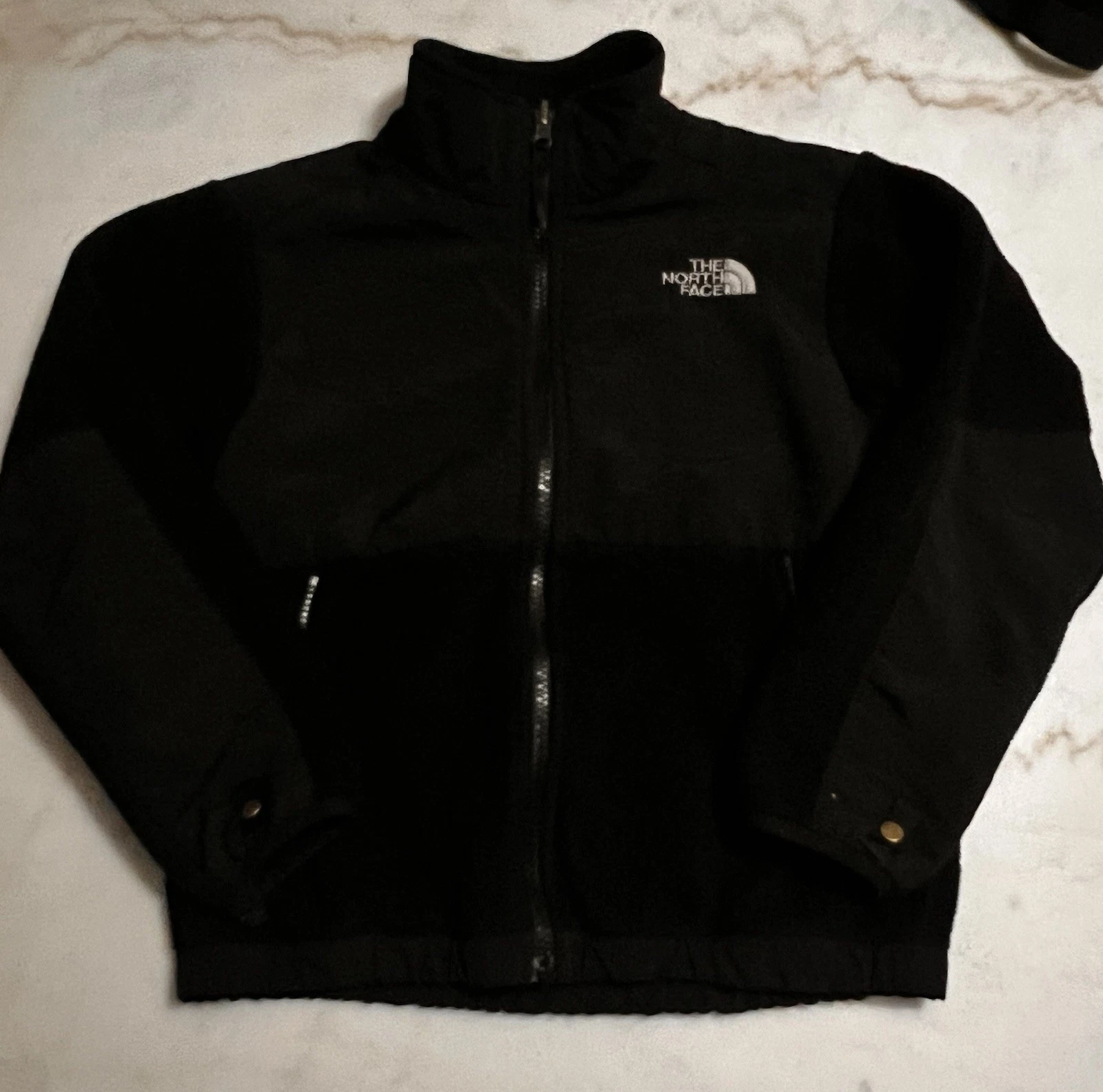 The North face Denali Black / Gray Fleece Jacket Youth Full Zip Size Small 7/8