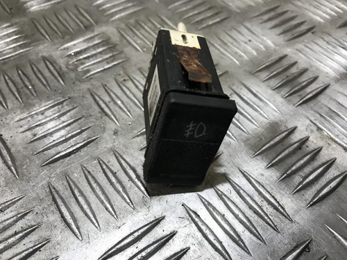 893941535 Schalter Nebelscheinwerfer  Audi 80 DE388426-54