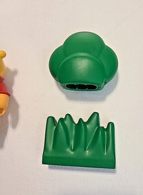 Lego Duplo Disney Winnie The Pooh Figure Forest Sign Bush & Grass Piece Set 2983