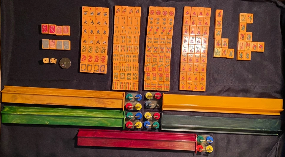 VTG Mah Jong Set 165 Bakelite Butterscotch Tiles & 5 Tile Swirl Catalina Racks  - Image 2 of 4