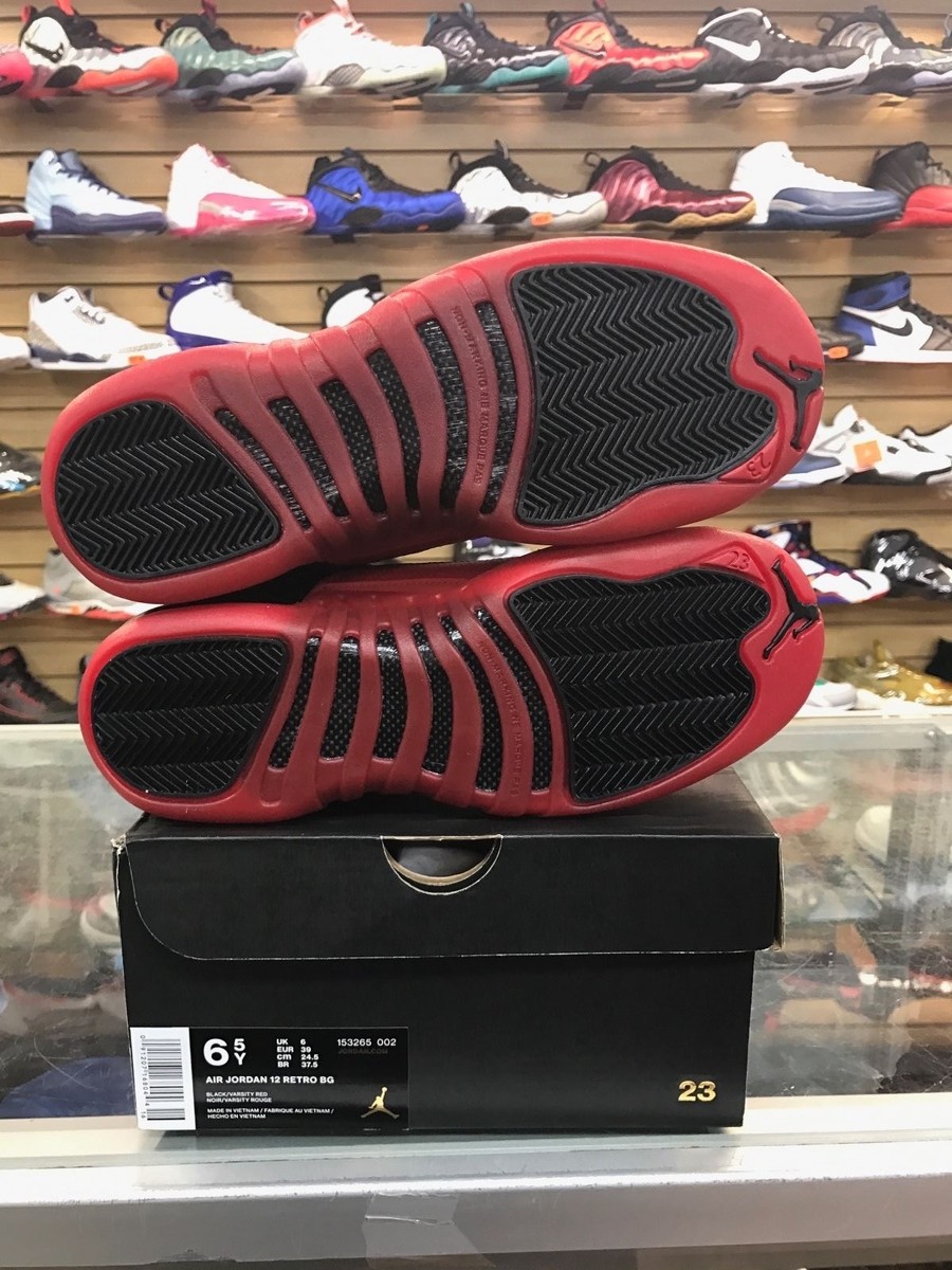 AIR JORDAN 12 RETRO BG (GS) FLU GAME 153265-002 (3.5-7) 100