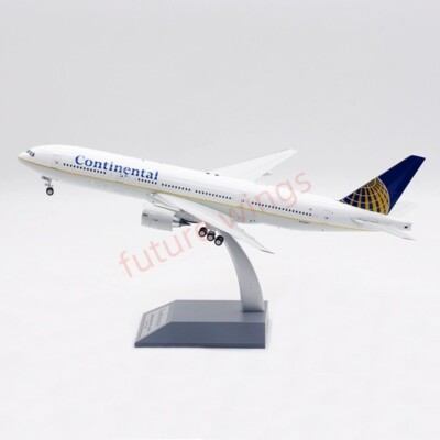 Inflight 1:200 コンチネンタル航空 B777-200 N78001 s-l400.jpg