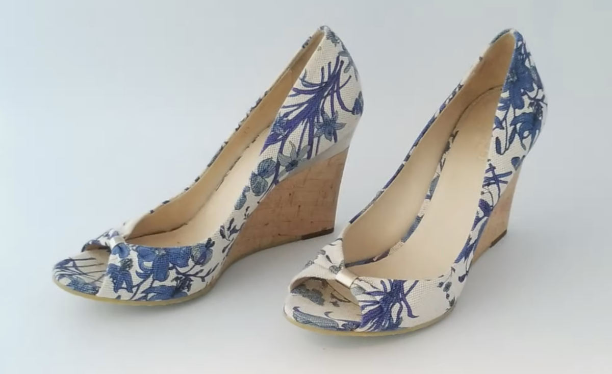 Gucci Blue Floral Toile Print Peep Toe Wedges Size US 8.5 | eBay