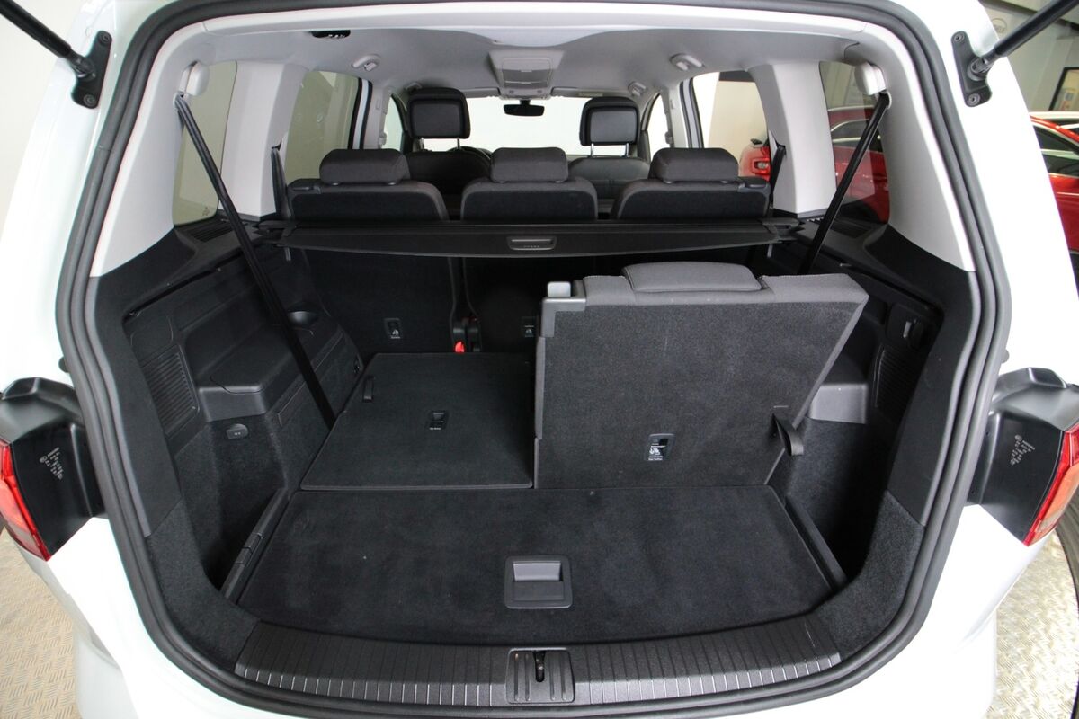 VW Touran 1,6 TDi 115 Comfortline DSG 7prs