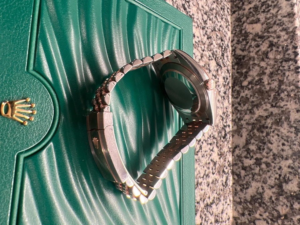 PULSERA JUBILEO ROLEX DATEJUST 41MM ORO ROSA ESFERA POLVO  Foto 4 de 4