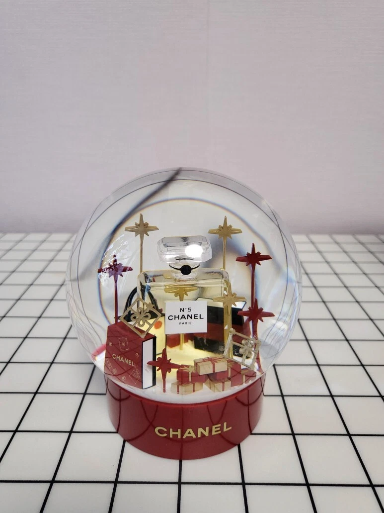 Chanel Snow Globe Perfume Shopping Bags and Presents | Large