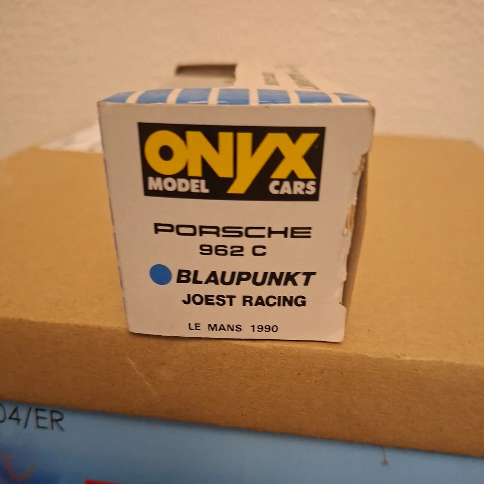ONYX 'PORSCHE 962C, BLAUPUNKT JOEST RACING LE MANS 1990 #7' 1:43 (1) - Imagem 4 de 4