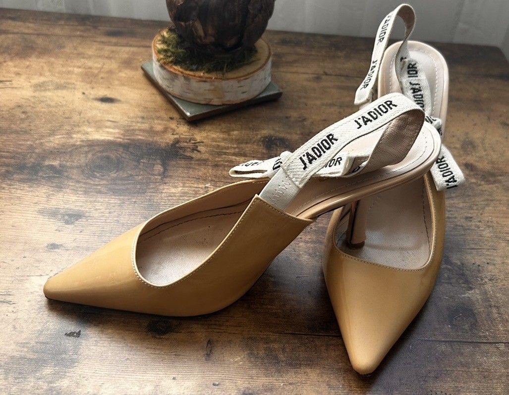 shape-c品 Stunning Classy J'a Dior Patent Leather pumps Made In Italy