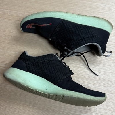 Nike Roshe Run Yeezy 2013 Release Men's Size 11 580573-063 Mint Green Glow