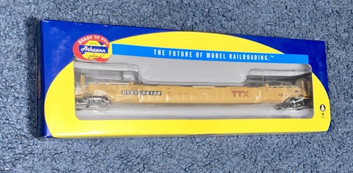 Coche Husky Stack Athearn HO TTX Rojo Logo 48’ / #56139 / #ATH29062 | Condition: Used