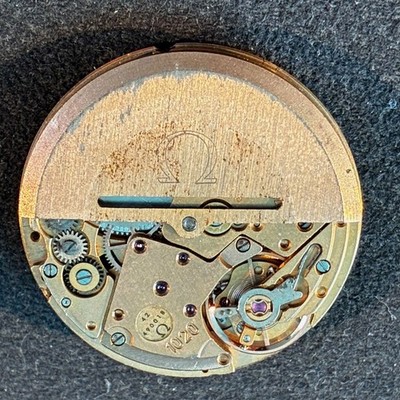 Omega Caliber  1020 komplett, vor ca. 4 Jahren komplett revidiert.....