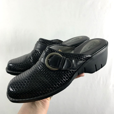 Clarks Artisan Womens Y2K Leather Basketweave Clog Mules 8.5 M Black Buckle 2006
