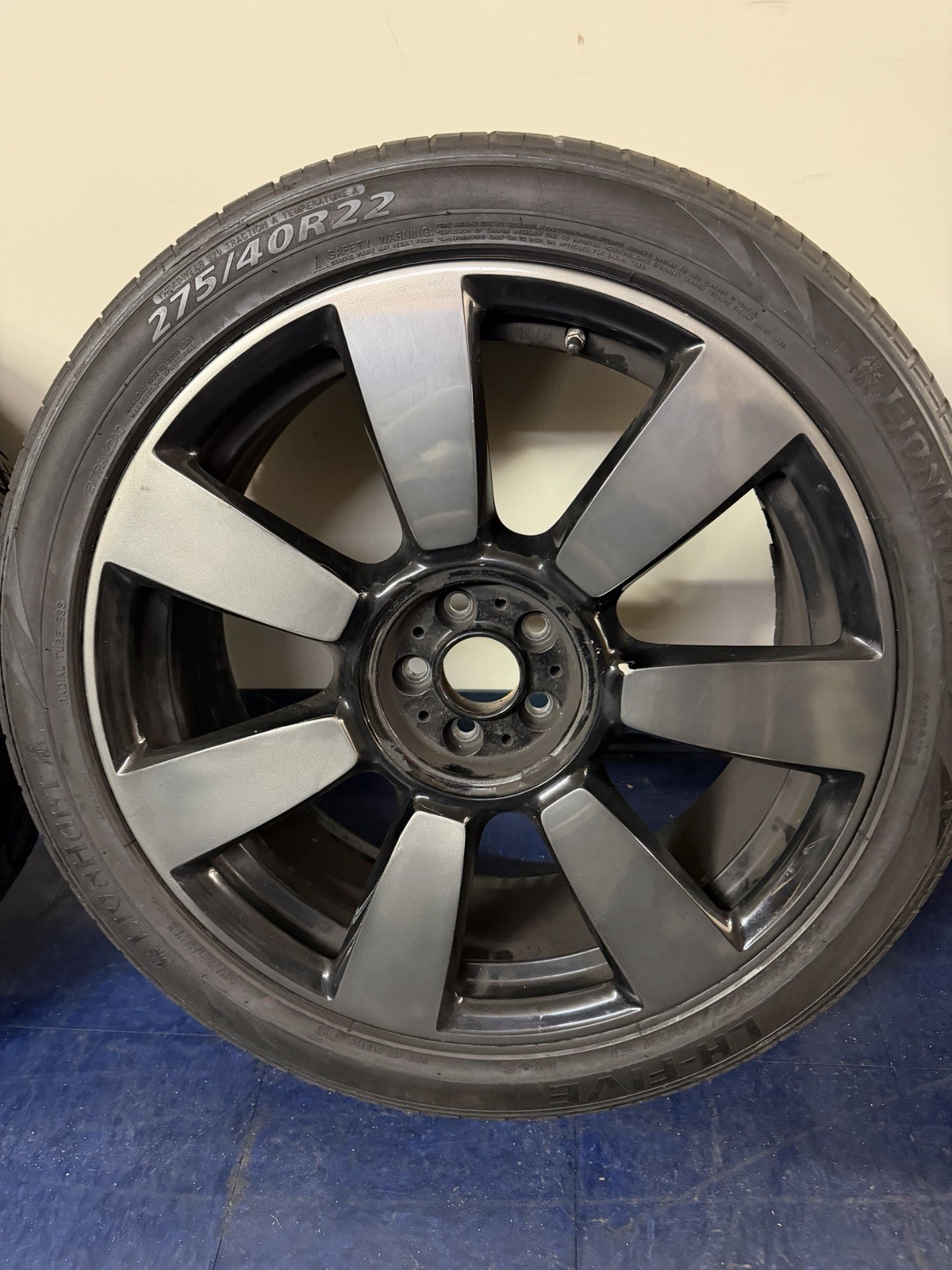 Rolls Royce Cullinan 2019-2024  Oem 22 Inch Wheels Set of 4