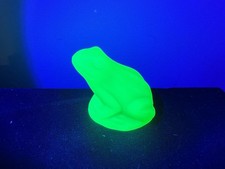 Uranium Frog satin Vaseline Yellow Glass Figurine