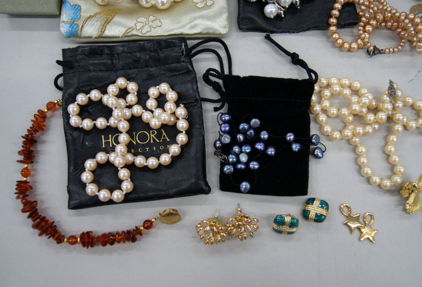 Vintage Designer/Costume JEWELRY Lot, Honora Pearl Necklaces, Etc... L