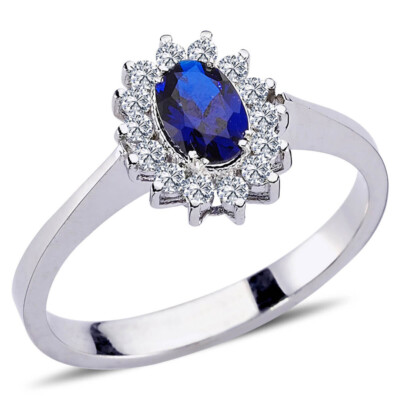 Diamant Oval Saphir Entourage Ring 14 Karat Weißgold