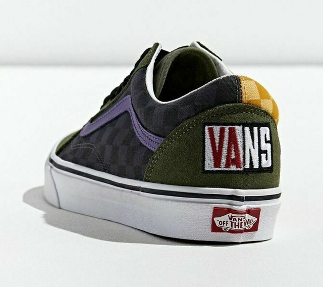 off the wall strap vans
