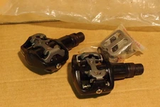 WELLGO WPD-823 CLIPLESS BIKE PEDALS W/CLEATS NOS