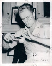 1939 International Tennis HOF Gene Mako at Seabright Press Photo