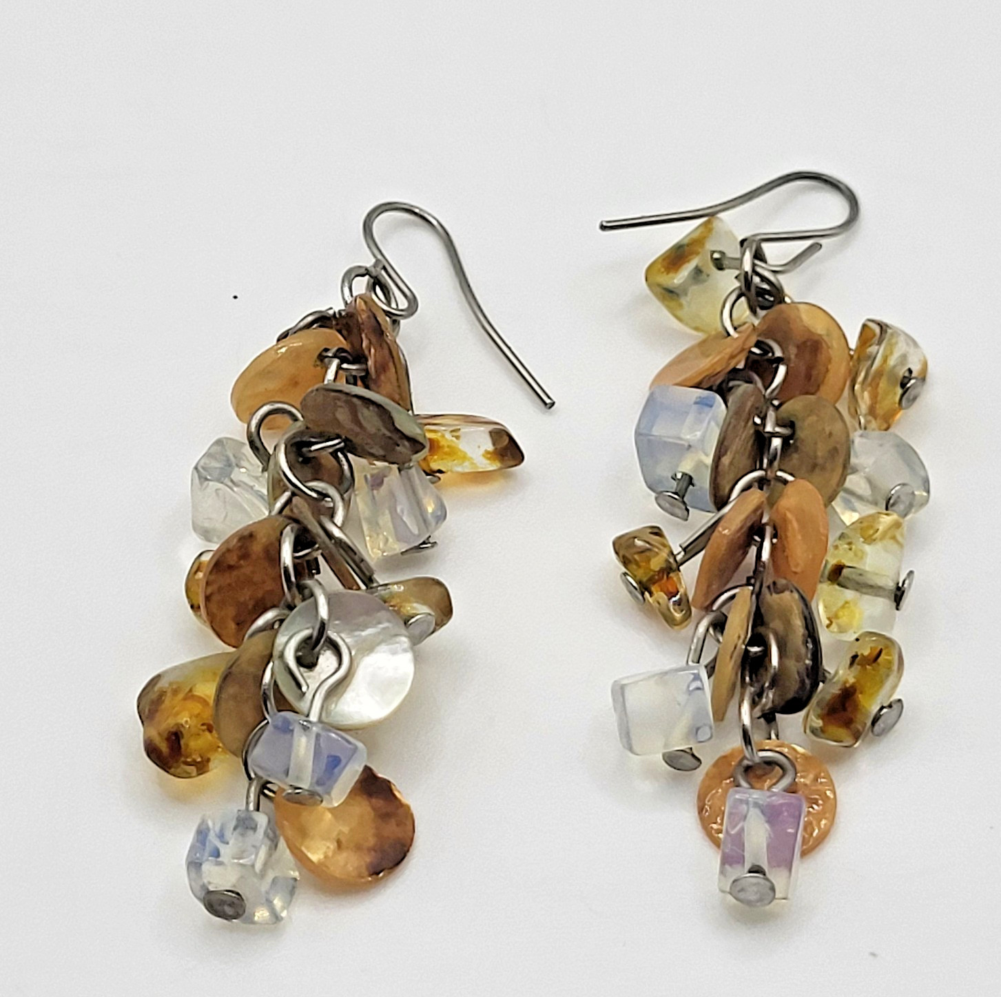 Bohemian Grape Cluster Shell Dangle Drop Earrings… - image 1