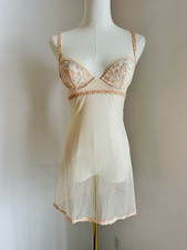 La Perla pink blush Floral Lace Embroidered Underwired slip