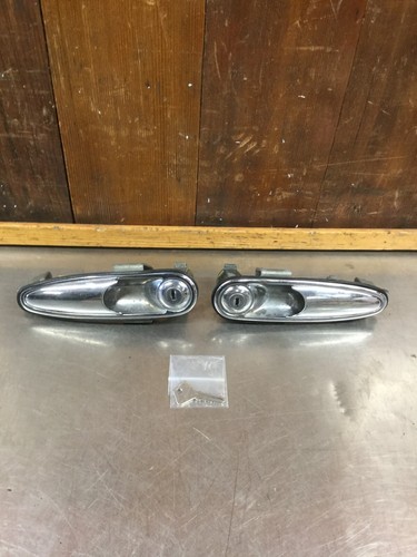 Fiat 124 Spider 79-85 • Original Exterior Door Handle Set w/ Key. Used. KF292