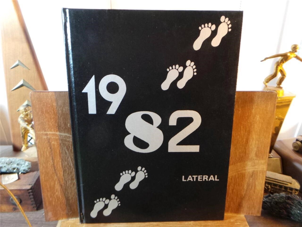 1982 NEWELL HIGH SCHOOL Newell South Dakota Original YEARBOOK Annual
