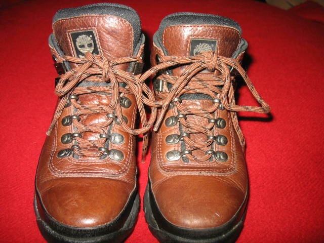 yeezy womens size 7