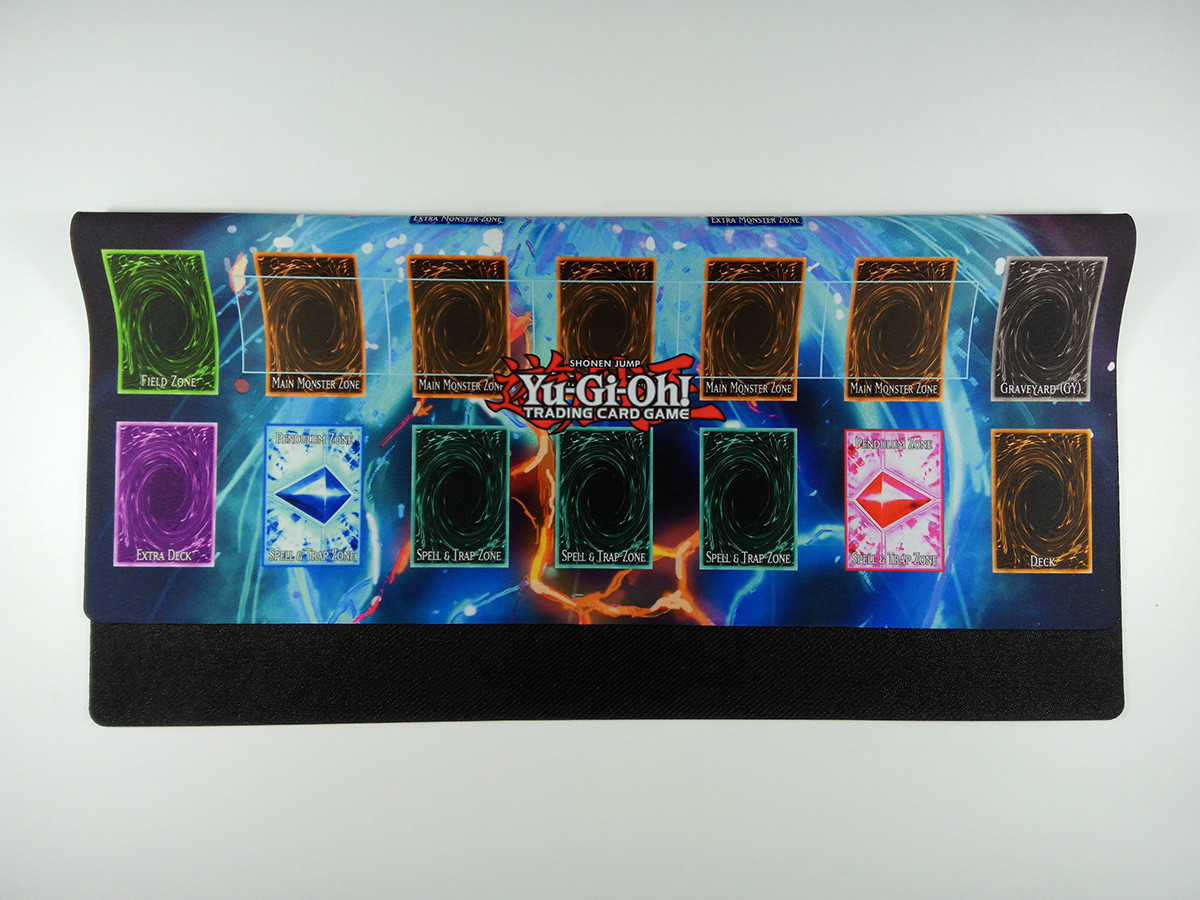 GMC YuGiOh Master TCG - Tapis de jeu TCG compatible avec 2 joueurs - Tapis de jeu de cartes pour