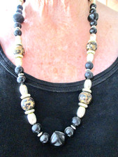 Vintage-Gold Tone Black Bead  Spotted Bead Statement Necklace