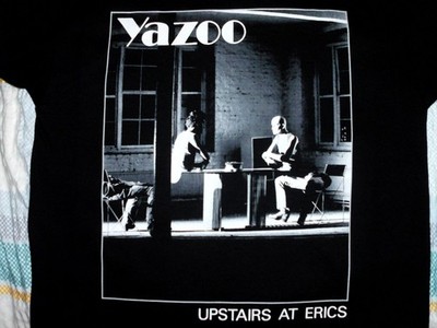 YAZOO - UPSTAIRS AT ERIC'S - T-SHIRT - GRÖßE L - GILDAN - NEU