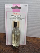 Sally Hansen Vitamin E Nail Cuticle Oil New