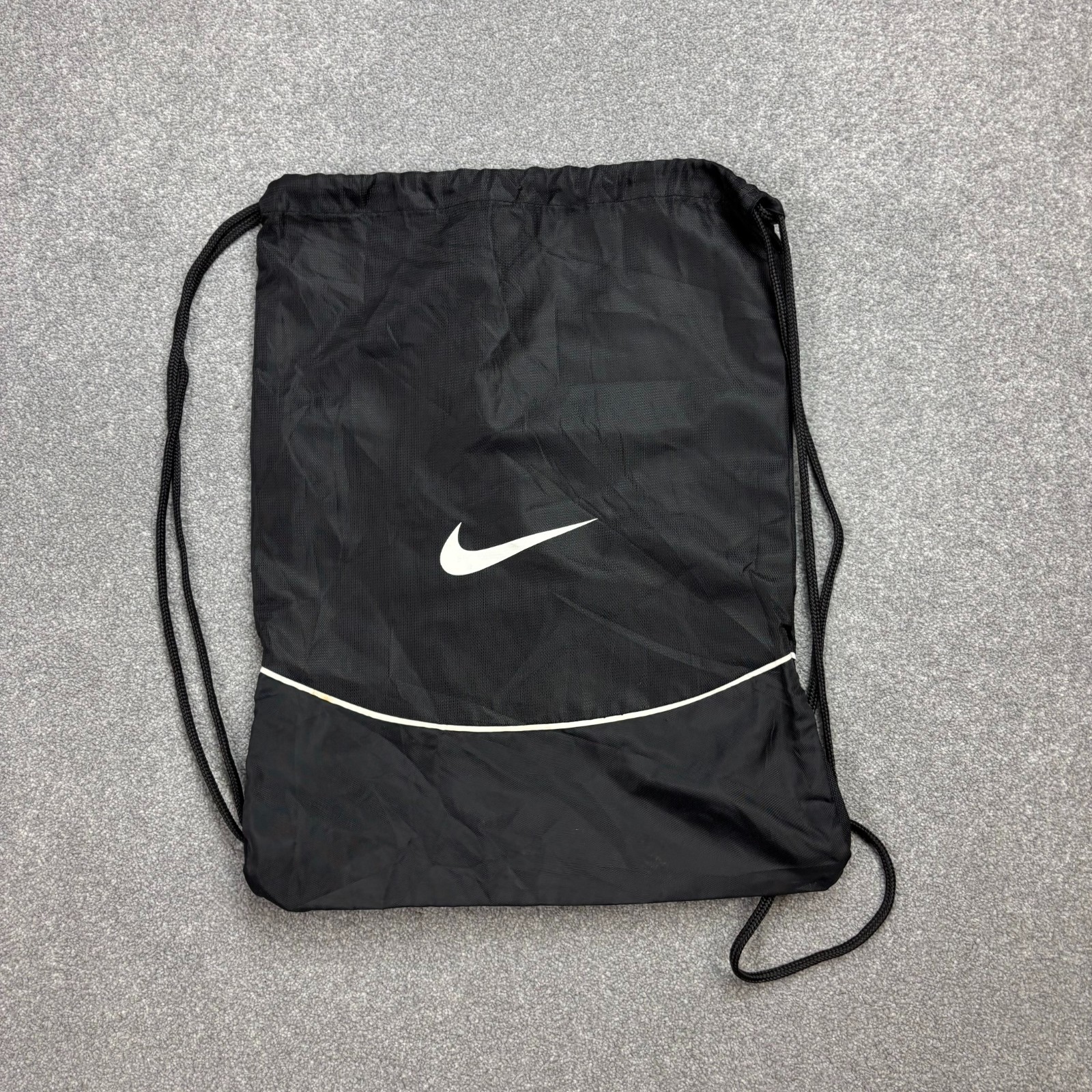 Nike Bag Adult Black Utility Sports Swoosh Outdoors Y2K Casual Logo Mens