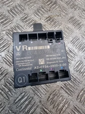 MERCEDES A200 DOOR CONTROL UNIT A1669006105 OSF W176 1.6L AUTO HATCHBACK 2014
