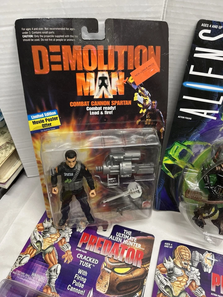 16 Vintage Figure Lot Aliens Predator Demolition Man Star Trek Samurai NEW MOC - Image 3 of 4