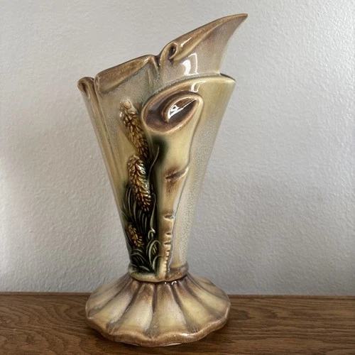 Vintage Hull Pottery Parchment and Pine Cone Series (1952-1954) Nice Condition