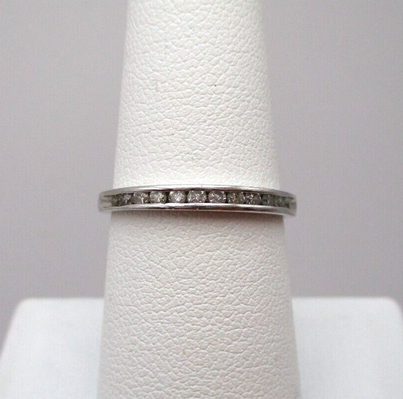 10K White gold 12 Diamond Anniversary Band Ring Size 7 [R237]