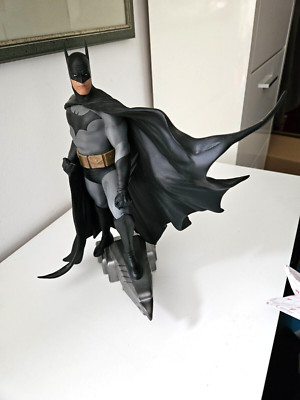 DC Designer Statue 1/6 Batman by Alex Ross Deluxe