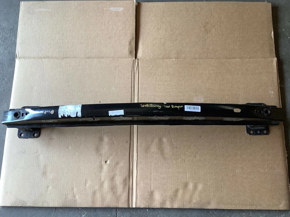 Volkswagen Touareg 2005 7L parachoques trasero refuerzo barra de impacto OEM+ Foto 2 de 4