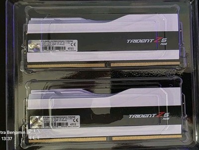 F5-6400J3239G32GX2-TZ5RW G.Skill Trident Z5 RGB 64GB 2x32 DDR5 6400 MHz Weiß 