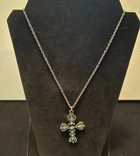 VINTAGE SILVER TONE NECKLACE WITH TURQUOISE ACCESS CROSS PENDANT
