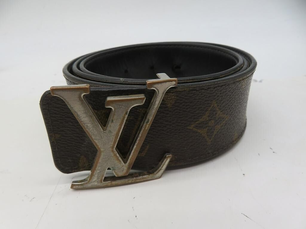 Louis Vuitton M9821 Belt 90/36 Monogram Santure Reversible Louis Vuitton M9821 Belt 90/36 Monogram Santure Reversible