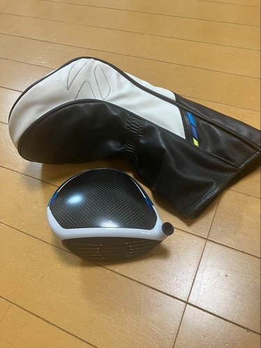 TaylorMade SIM 2 Max D 10.5° Driver Head Only RH w/ Headcover Golf Club - Picture 9 of 9